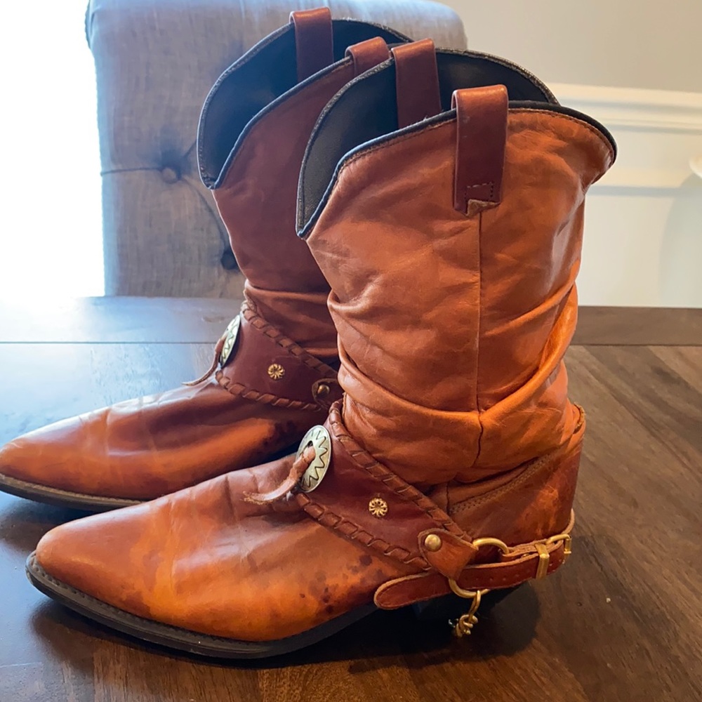 Vintage brown cowboy boots
